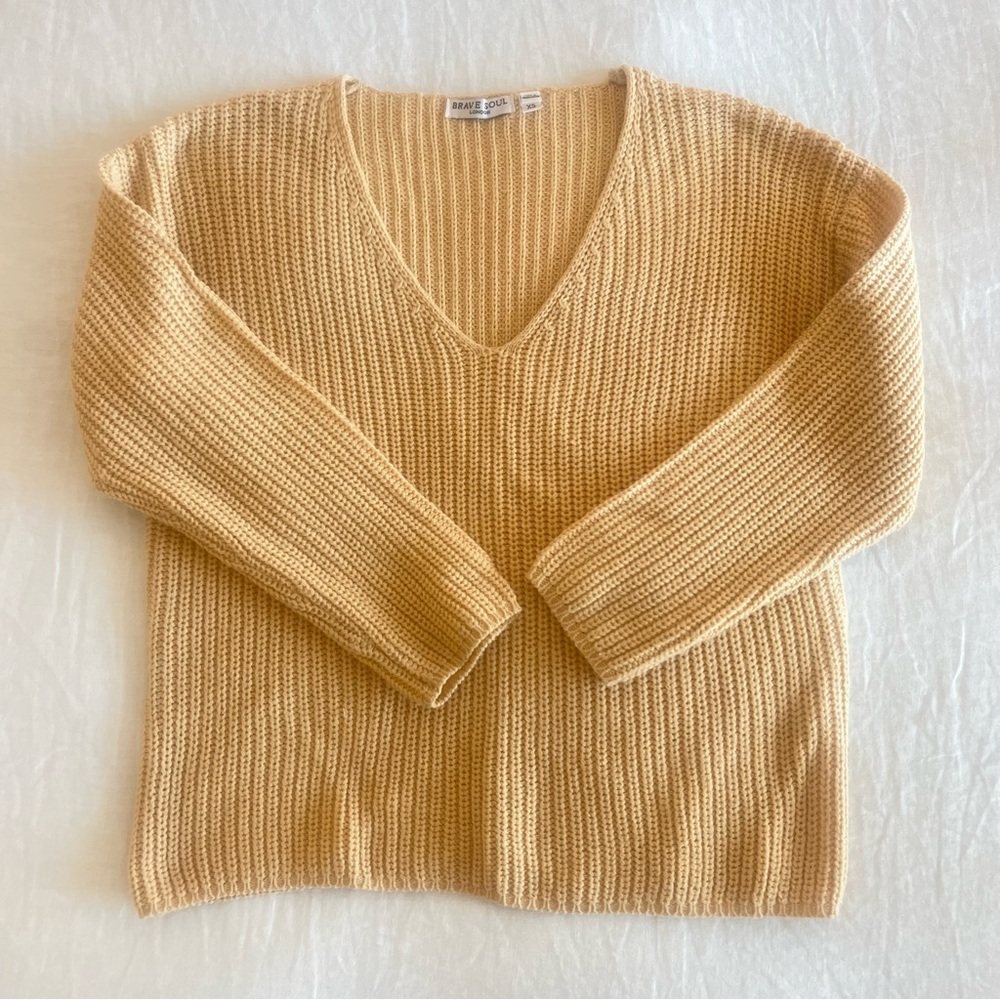 BRAVE SOUL Long Sleeve Oversized V neck Ribbed Knit Sweater in butter yellow - Picture 5 of 8